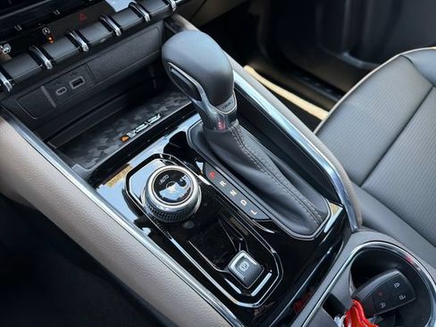 New 2026 GMC Canyon Denali AWD/4WD image 14