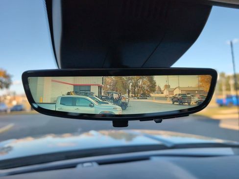 Used 2024 GMC Sierra 2500 AT4 w/ AT4 Premium Plus Package image 30