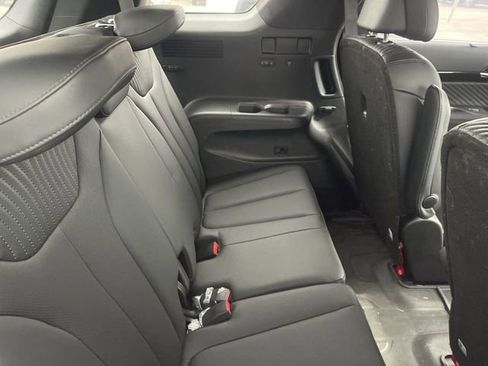 Used 2023 Hyundai Palisade Calligraphy w/ Cargo Package image 19