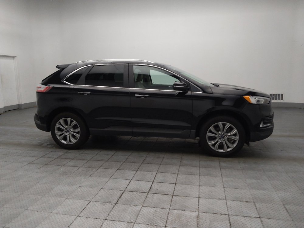 Used 2019 Ford Edge Titanium FWD image 11