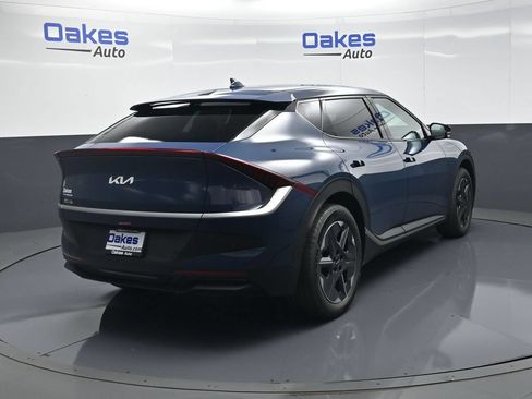 New 2026 Kia EV6 Light RWD image 8