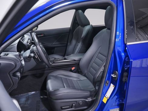 Used 2022 Lexus IS 350 F Sport image 7