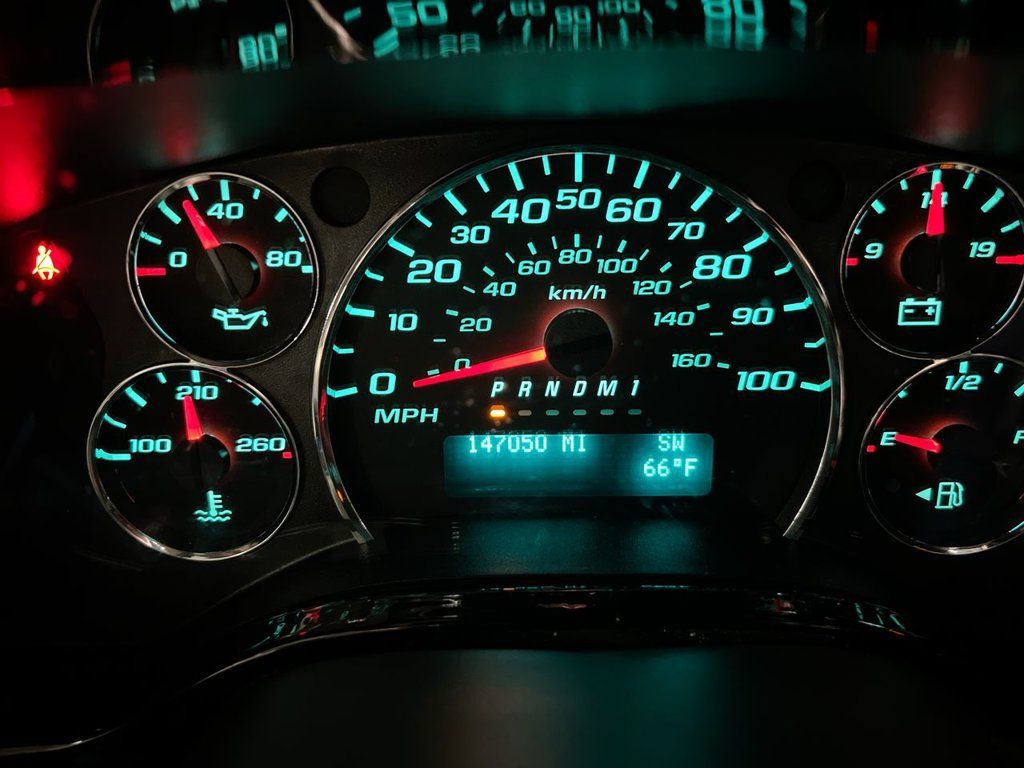 Used 2016 Chevrolet Express 2500 RWD image 13