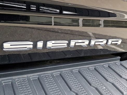 Used 2022 GMC Sierra 3500 Denali image 32
