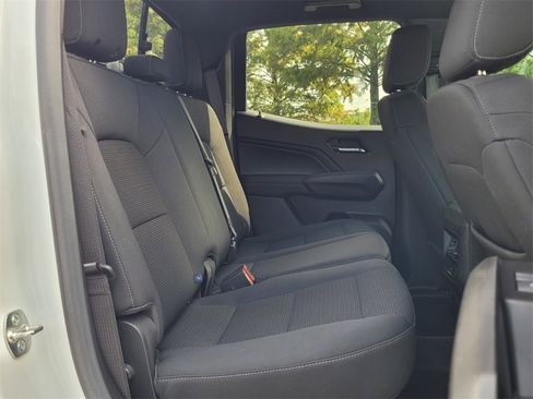 Used 2024 Chevrolet Colorado LT w/ LT Convenience Package image 13