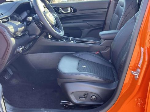 New 2026 Jeep Compass Latitude image 10