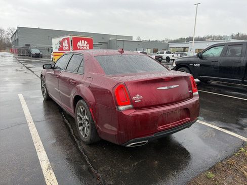 Used 2018 Chrysler 300 S w/ Safetytec Plus Group image 8