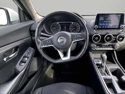 Used 2022 Nissan Sentra SV w/ All-Weather Package FWD image 4