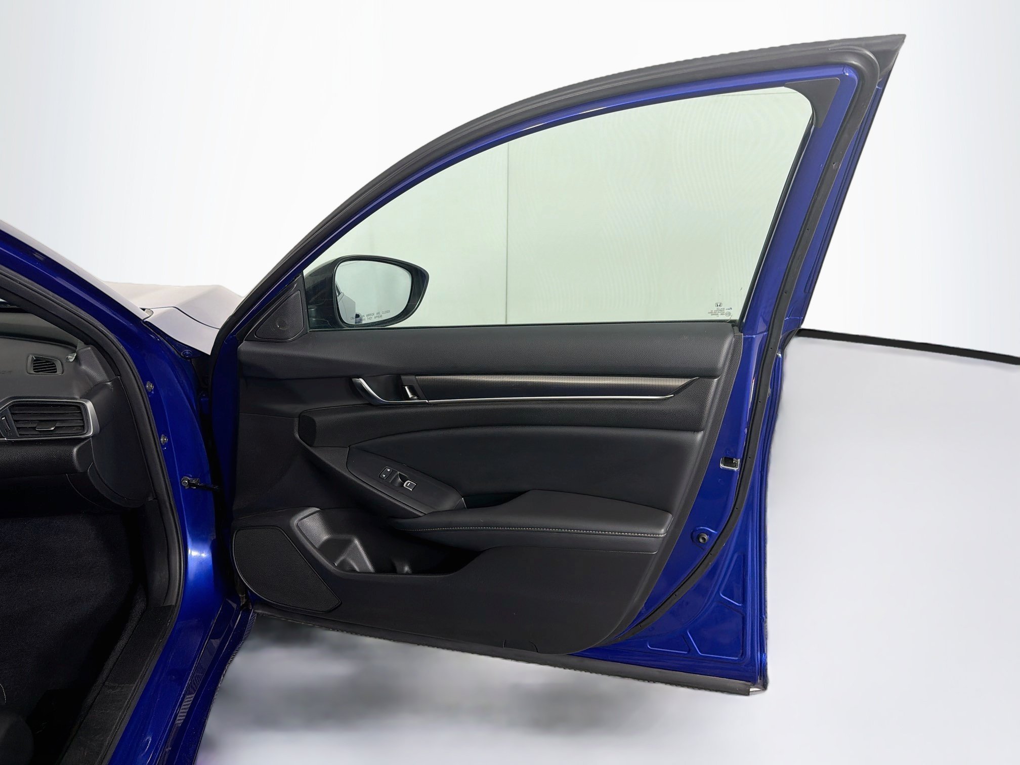 Used 2022 Honda Accord Sport image 29