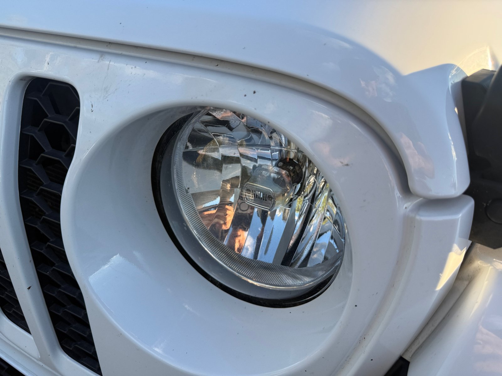 Used 2021 Jeep Gladiator Sport AWD/4WD image 9