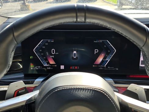 Used 2024 BMW 750e xDrive w/ Executive Package image 16