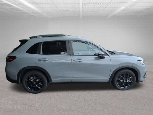 Used 2024 Honda HR-V Sport image 18