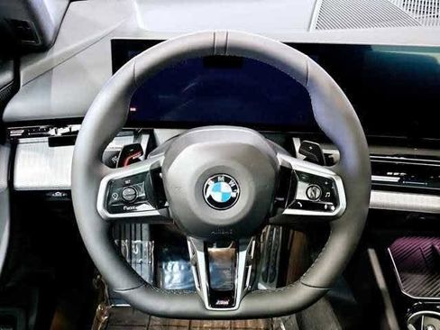 Used 2025 BMW 530i xDrive w/ M Sport Package image 11