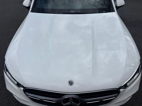 Used 2024 Mercedes-Benz GLC 300 4MATIC image 32