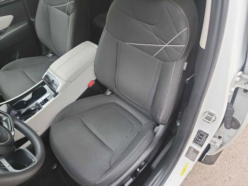 Used 2022 Hyundai Tucson SEL FWD image 17