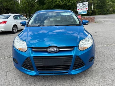 Used 2014 Ford Focus SE FWD image 3
