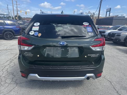 Certified 2023 Subaru Forester Touring AWD/4WD image 4