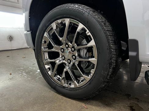 New 2026 Chevrolet Silverado 1500 High Country w/ Technology Package AWD/4WD image 15