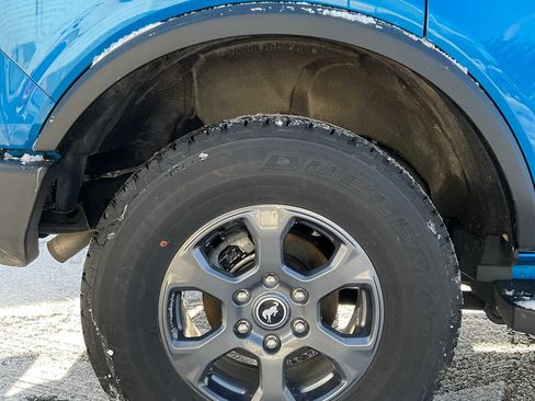 Used 2024 Ford Bronco Big Bend image 18