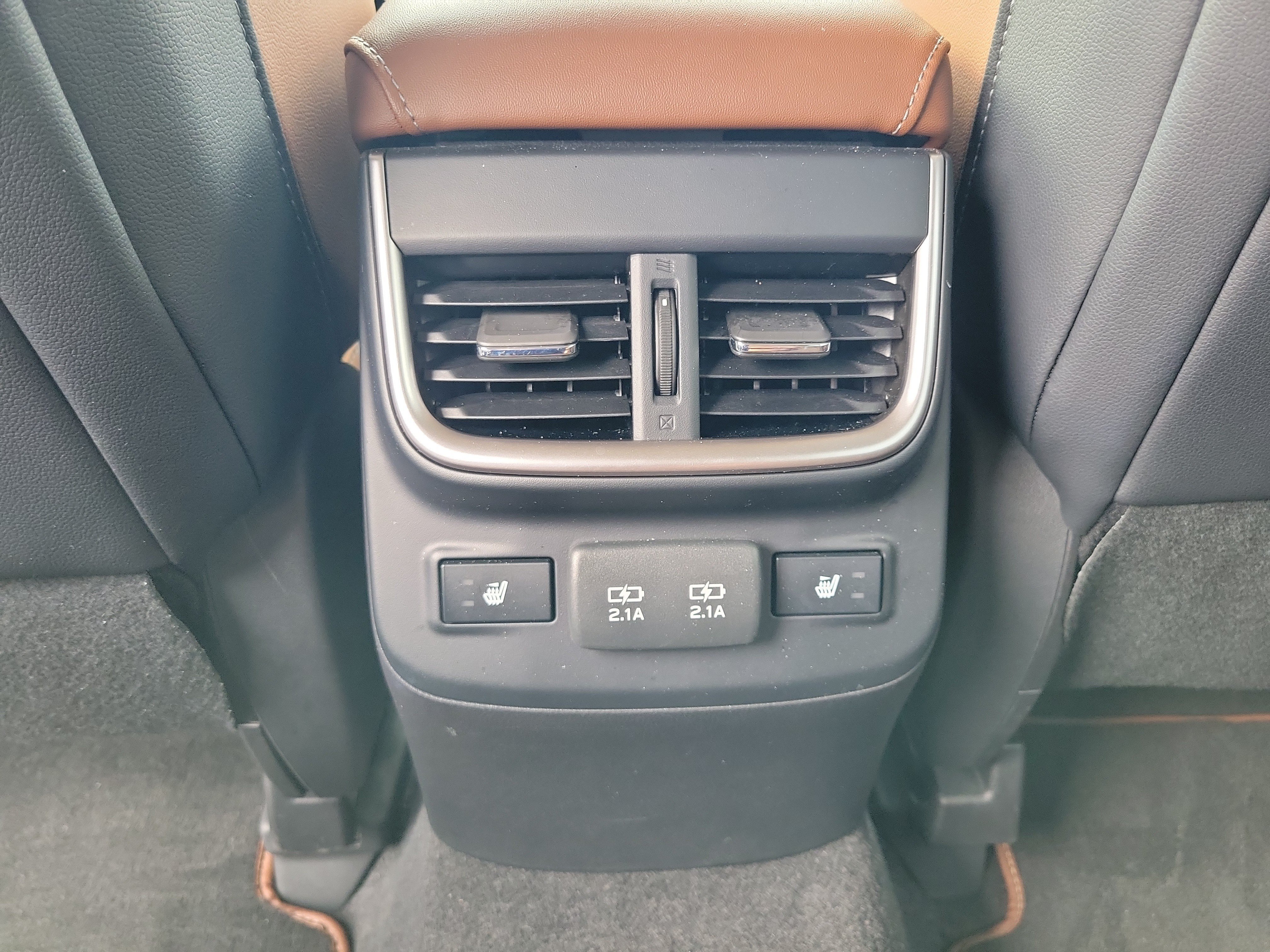 Certified 2021 Subaru Outback Touring XT AWD/4WD image 13
