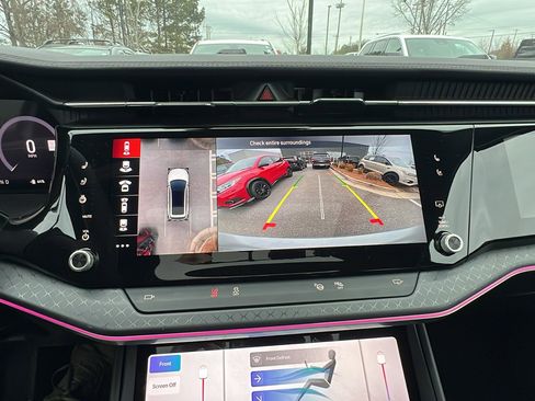 Used 2025 Jeep Wagoneer S Limited w/ Comfort Package image 35