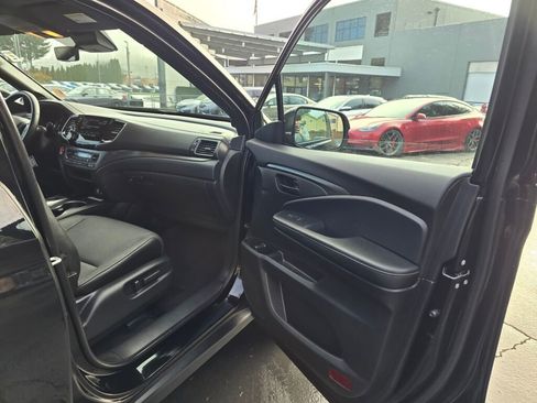 Certified 2023 Honda Passport EX-L image 13