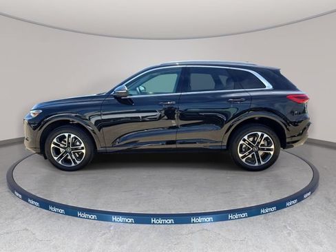 Used 2025 Audi Q5 Premium w/ Convenience Package AWD/4WD image 9