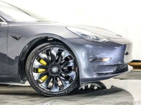 Used 2018 Tesla Model 3 Performance AWD/4WD image 2