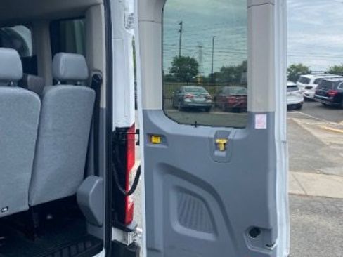 Used 2017 Ford Transit 350 XL RWD image 12
