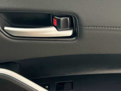 New 2026 Toyota Corolla Cross XSE image 32