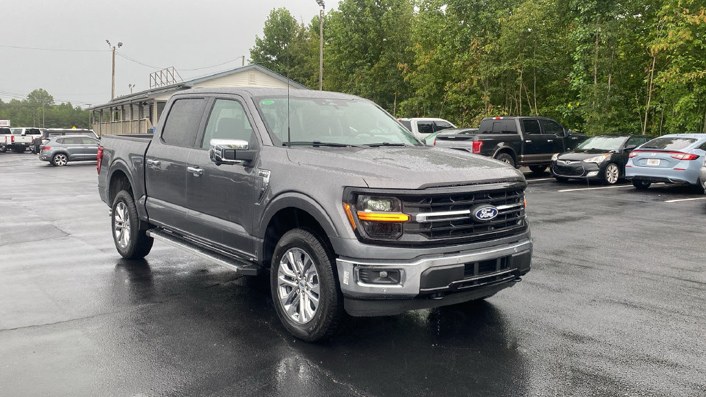 New 2026 Ford F150 XLT w/ Equipment Group 302A MID AWD/4WD image 3