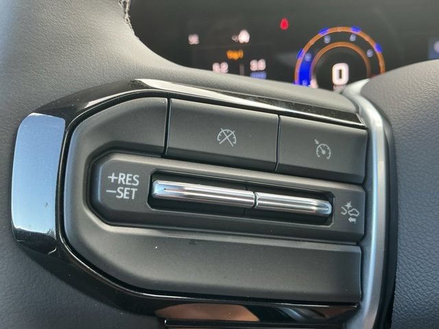 New 2026 Chevrolet Colorado ZR2 w/ Technology Package AWD/4WD image 18