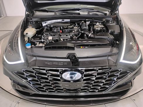 Used 2021 Hyundai Sonata Limited FWD image 20