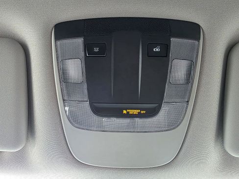 Used 2024 Kia Sportage LX image 23