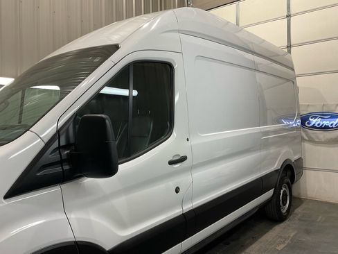 Used 2023 Ford Transit 250 148 High Roof image 5