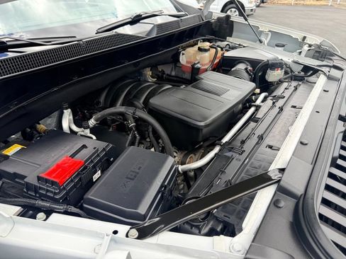 Used 2020 Chevrolet Silverado 1500 LT w/ Fleet Comfort Package AWD/4WD image 34