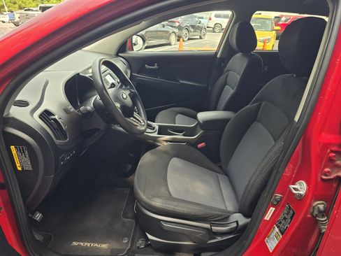 Used 2014 Kia Sportage LX FWD image 11