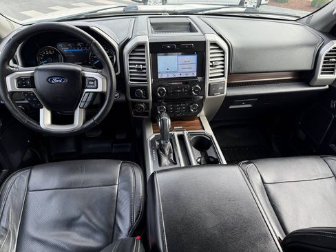 Used 2016 Ford F150 Lariat image 25