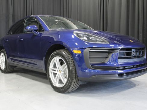 New 2026 Porsche Macan image 10