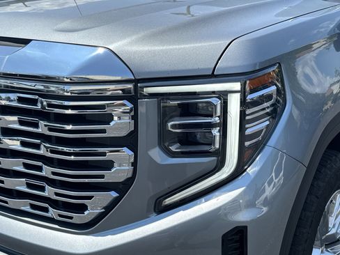Used 2026 GMC Sierra 1500 Denali w/ Technology Package AWD/4WD image 11