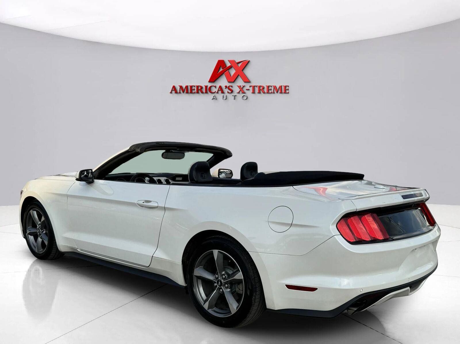 Used 2017 Ford Mustang Premium w/ Equipment Group 201A RWD image 18