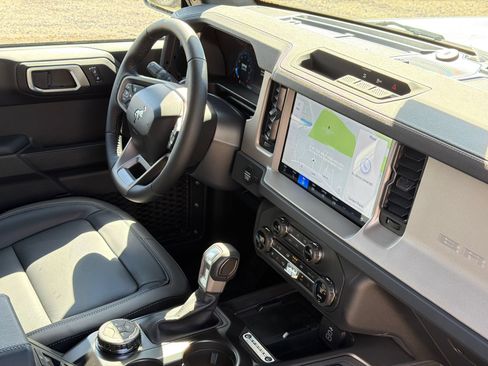New 2026 Ford Bronco Outer Banks AWD/4WD image 10