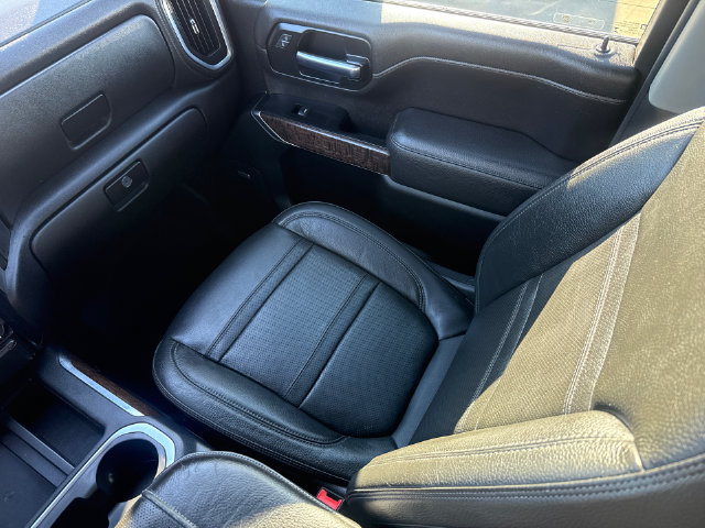 Used 2020 GMC Sierra 3500 Denali w/ Technology Package AWD/4WD image 13