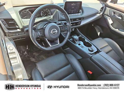 Used 2023 Nissan Rogue SV w/ SV Premium B Package AWD/4WD image 10