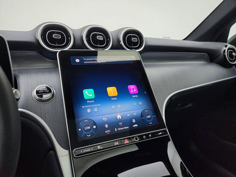 Certified 2026 Mercedes-Benz GLC 300 image 21