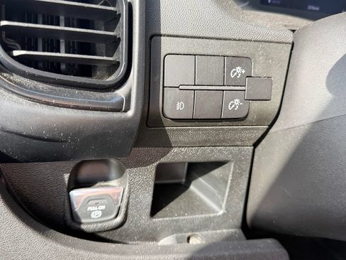 Used 2025 RAM ProMaster 2500 w/ U-Haul Equipment Group FWD image 24