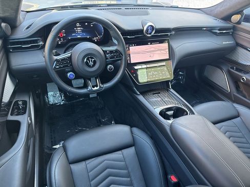 Certified 2024 Maserati GranTurismo Trofeo AWD/4WD image 19