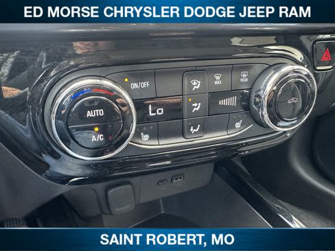 Used 2025 Chevrolet Trax ACTIV w/ Driver Confidence Package FWD image 16