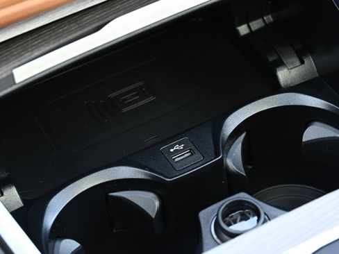 New 2026 BMW 330i Sedan w/ M Sport Package image 21