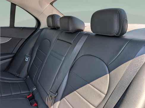 Used 2017 Mercedes-Benz C 350e Sedan image 11